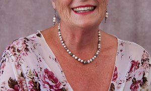 Gansbaai Leeskring skop af met bekroonde plaaslike skrywer